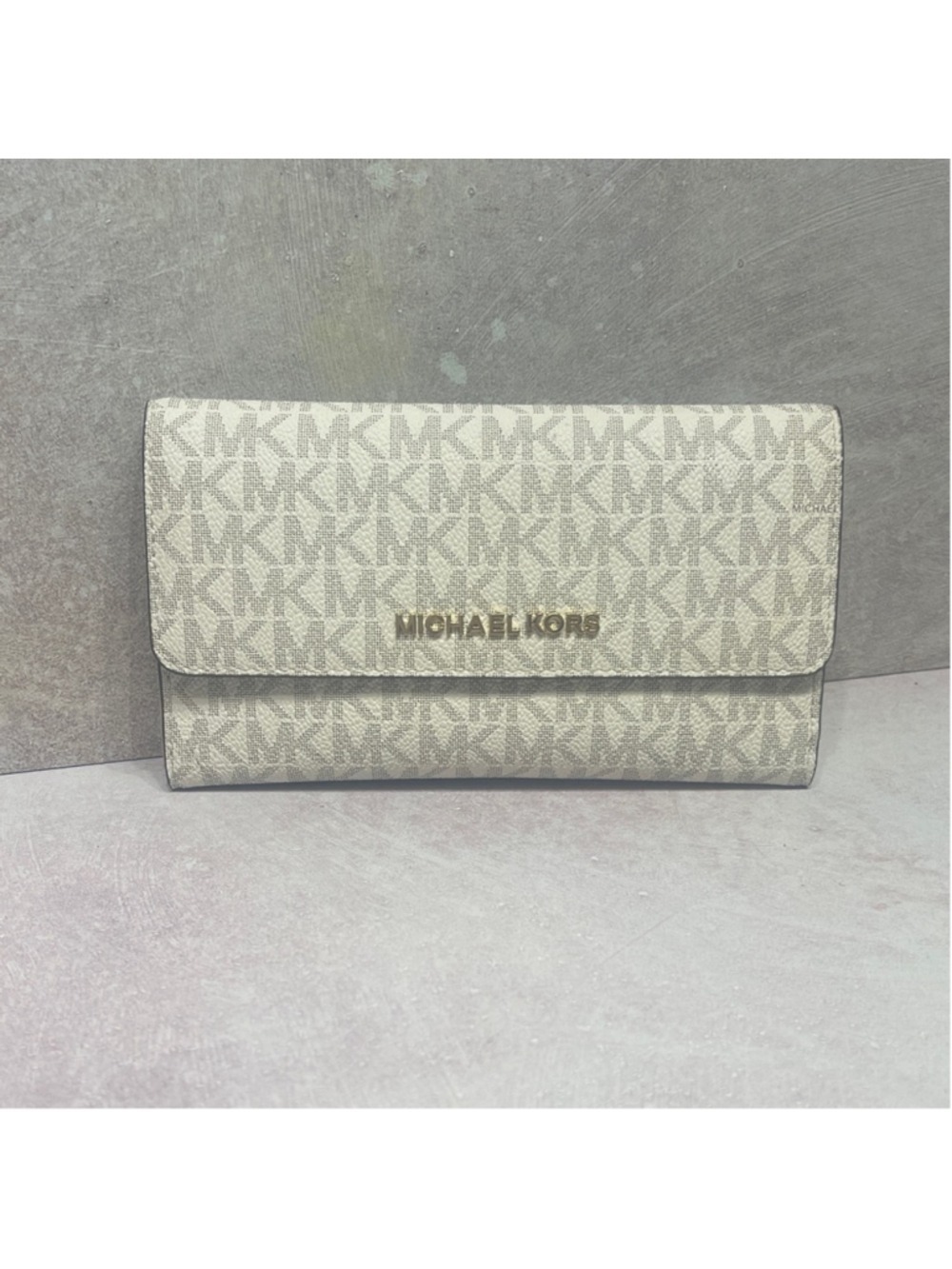 Michael Kors Signature Logo Trifold Wallet Pink & White Vanilla/Ballet Pink - Picture 3 of 8